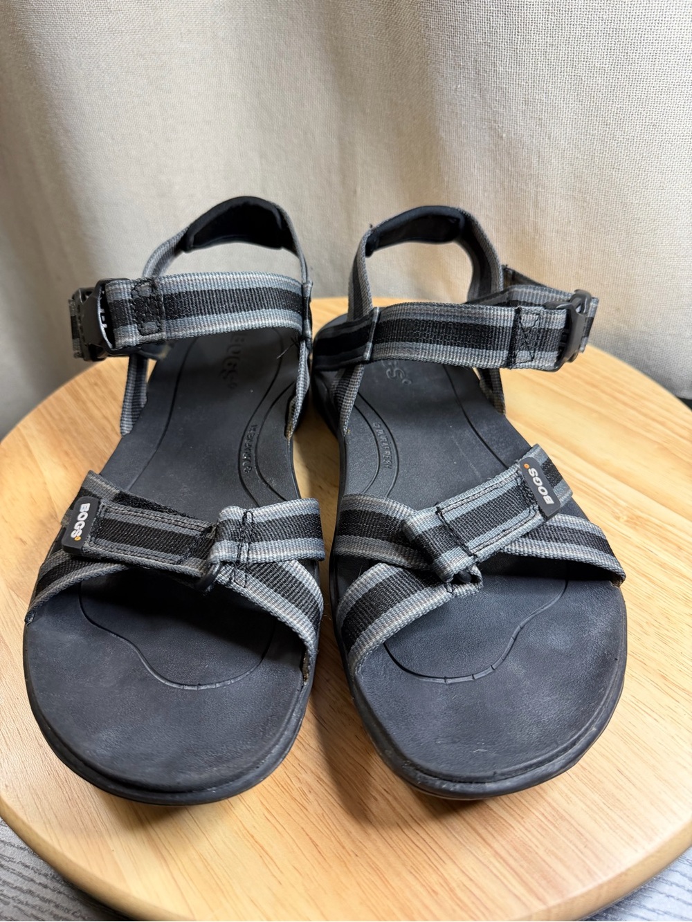 Bogs Men’s Rio stripes sandals